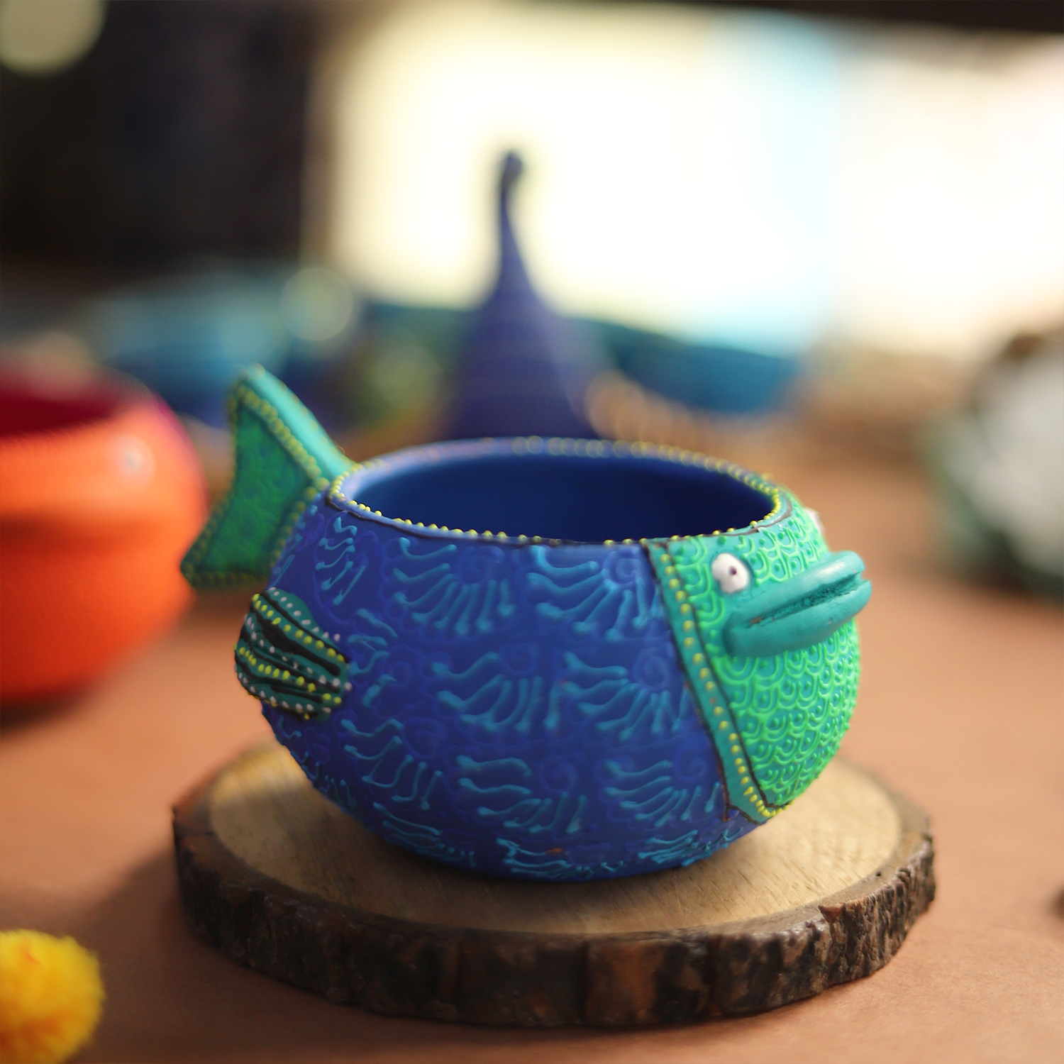 Hand-Painted Blue & Green Terracotta Fish Tealight Holder – Artisanal Coastal Home Decor & Festive Gift