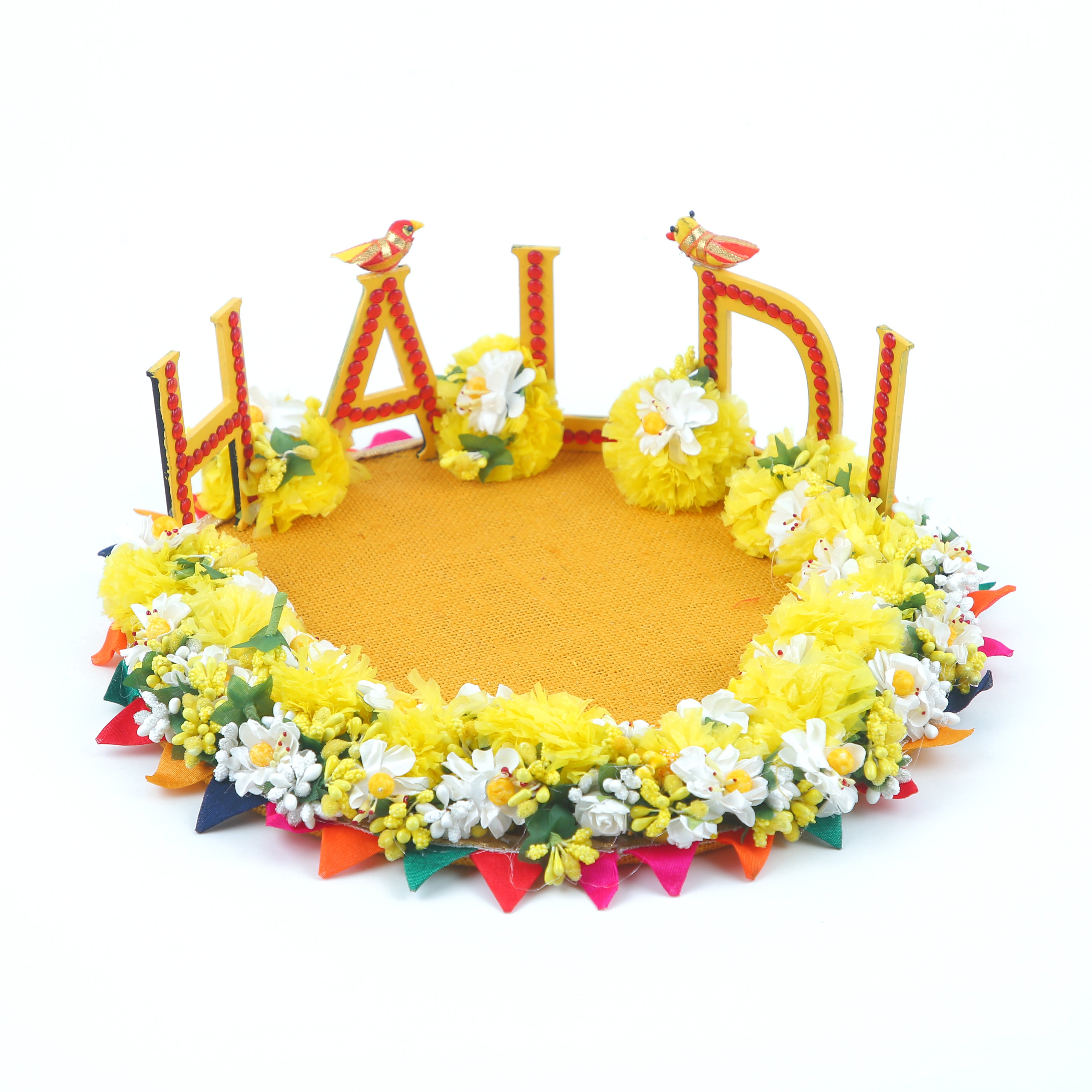 Handcrafted Wedding Haldi Thali Set – Vibrant Yellow Floral Platter for Marriage Rituals & Gifting