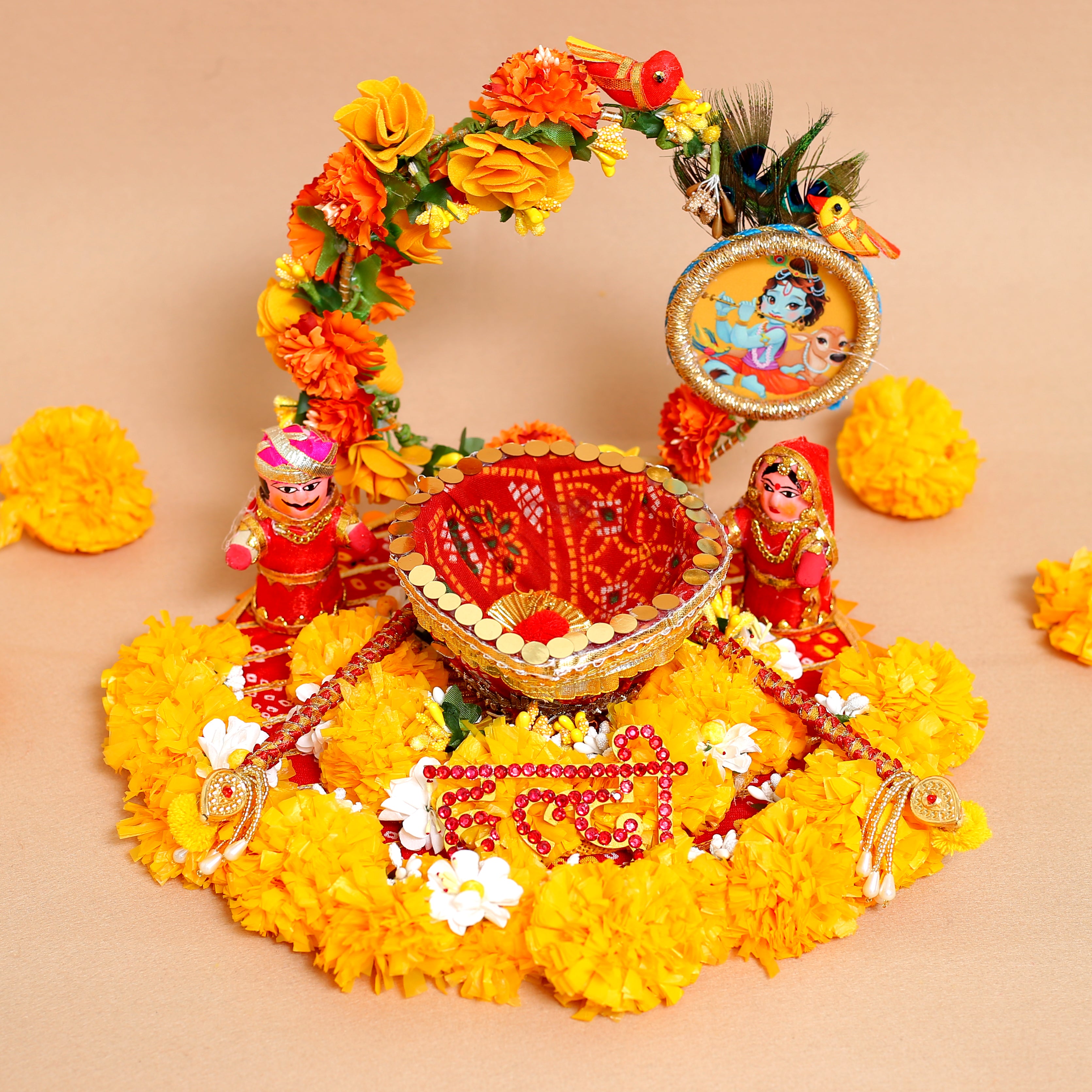 Handcrafted Royal Floral Wedding Haldi Thali – Artisanal Arch Design for Traditional Marriage Rituals