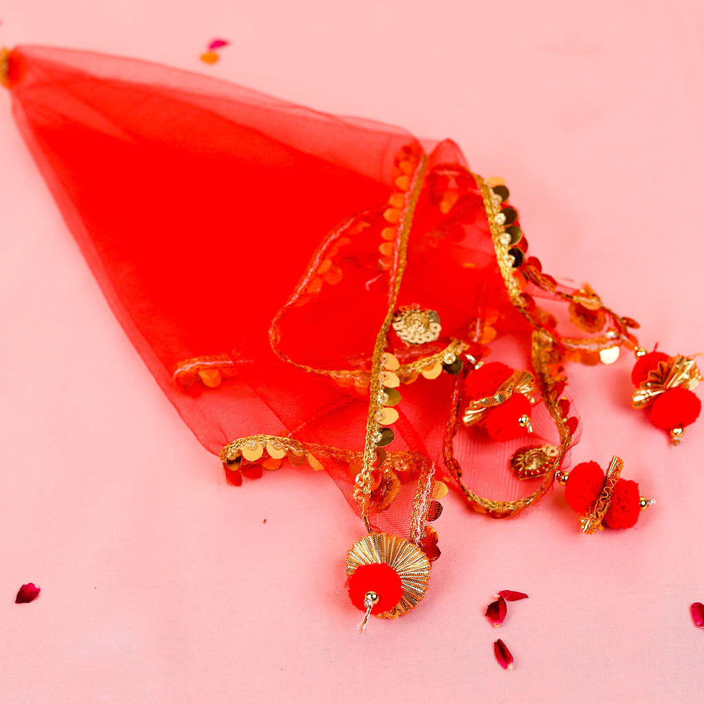 Royal Red Karwa Chauth Thali Set with Red Chunni | Designer Karvachauth Pooja Thali, Channi, Red Chunri & Diya | Traditional Bridal Gift for Wife