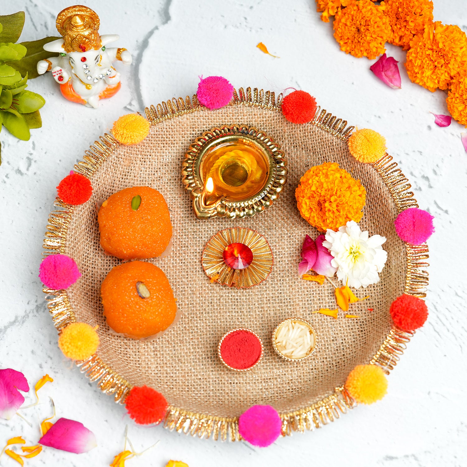 Handcrafted Jute Floral Bhai Dooj Thali Set – Sacred Mauli Thread (8-Inch)