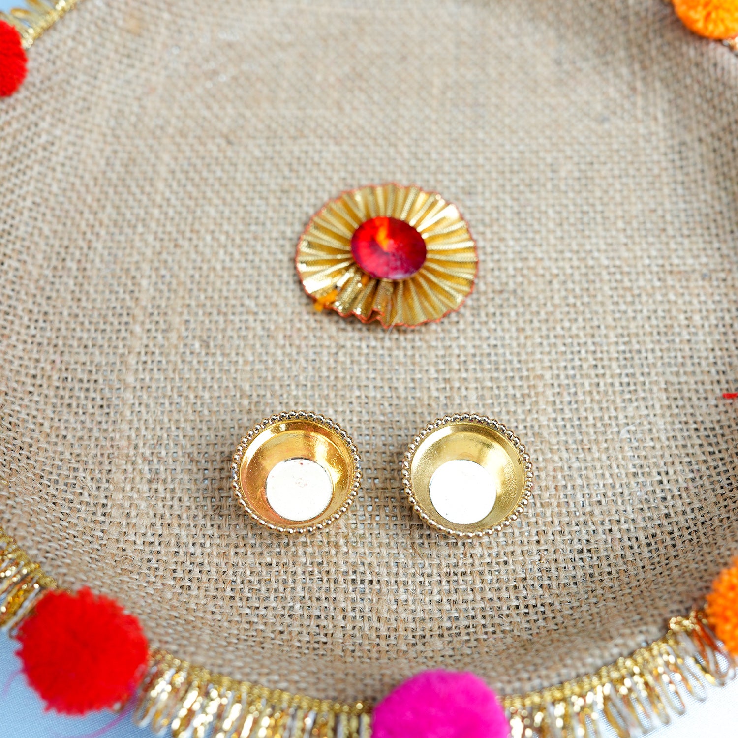Handcrafted Jute Floral Bhai Dooj Thali Set – Sacred Mauli Thread (8-Inch)