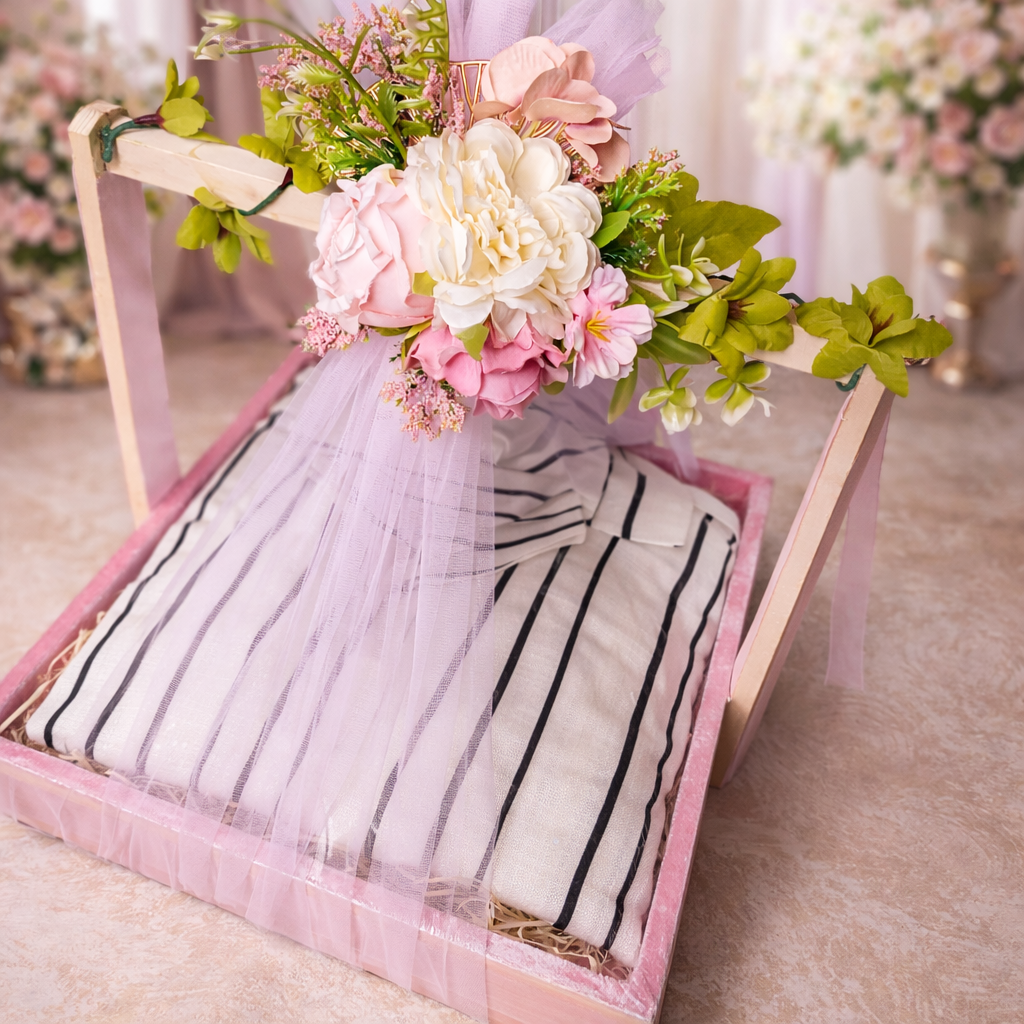 Premium Pink Floral Trousseau Tray – Elegant Bridal Gift Hamper